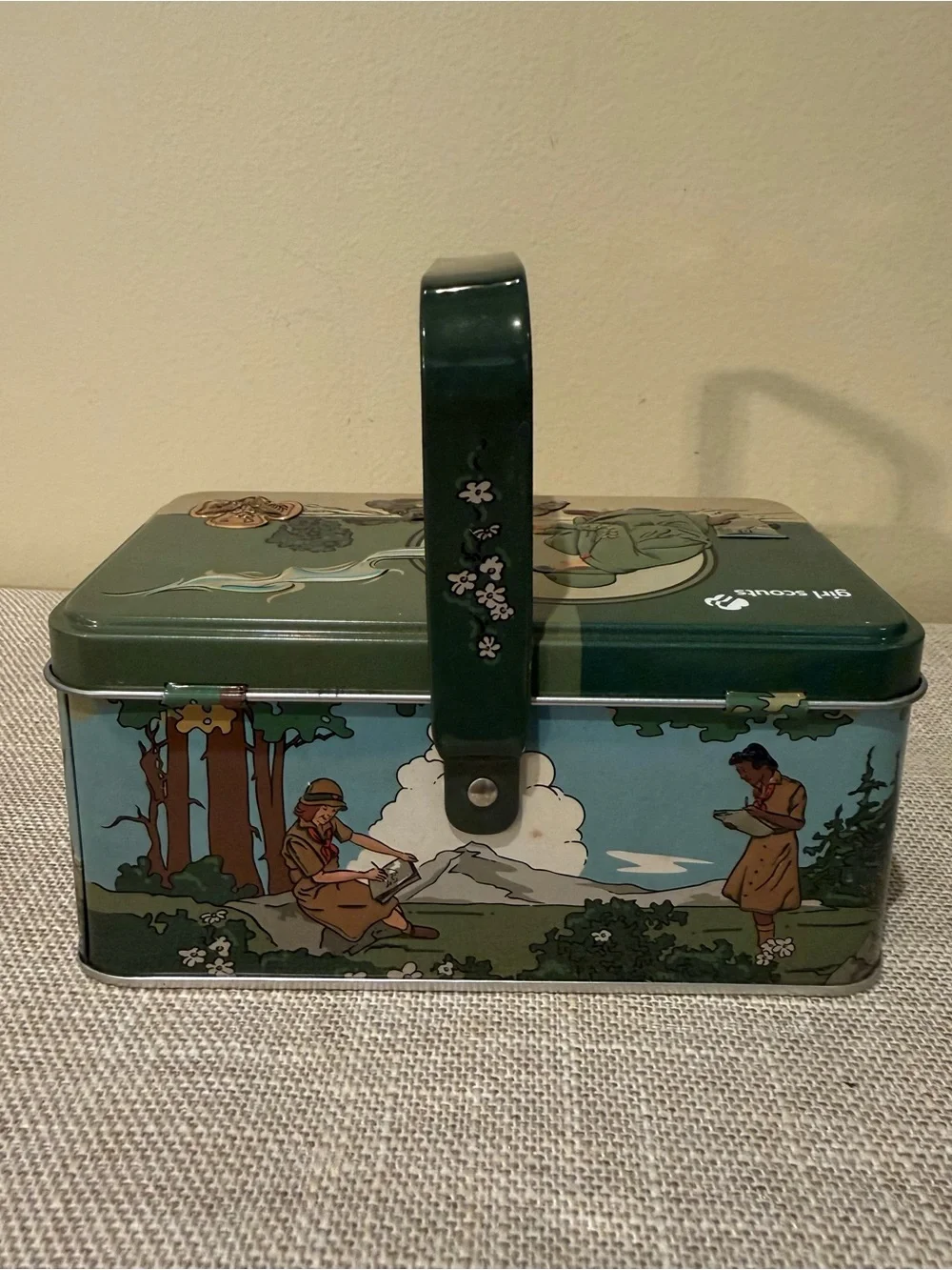 Girl Scouts Nostalgic 1920s Metal Tin Storage Box Lunchbox Handle⁠